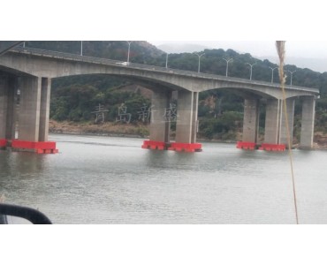 青岛新盛生产立交桥下桥墩消能护舷装置