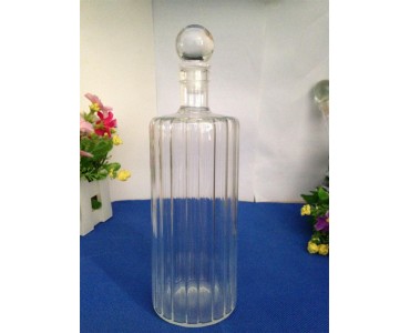竖条纹造型玻璃工艺酒瓶吹制横纹造型玻璃酒瓶吹制手工玻璃酒瓶